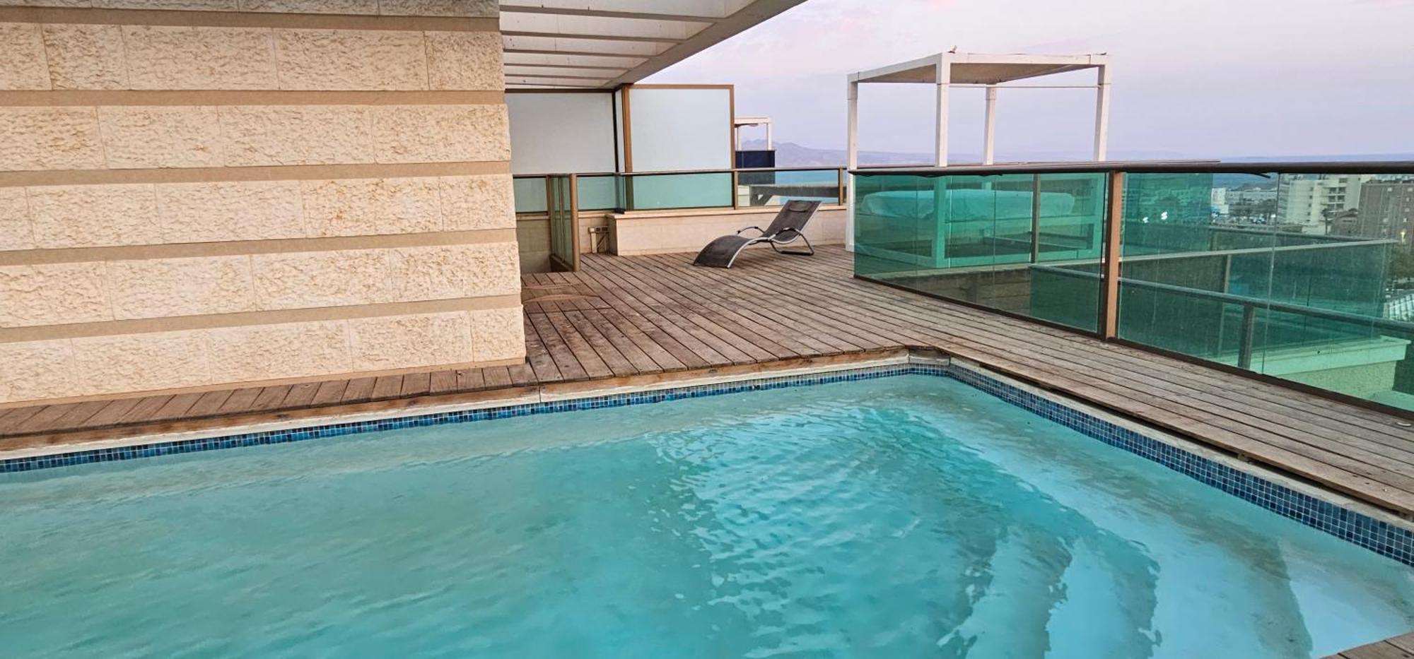 Exclusive Top Luxury Penthouse Near The Sea With Privat Roof-Pool Lägenhet Eilat Exteriör bild