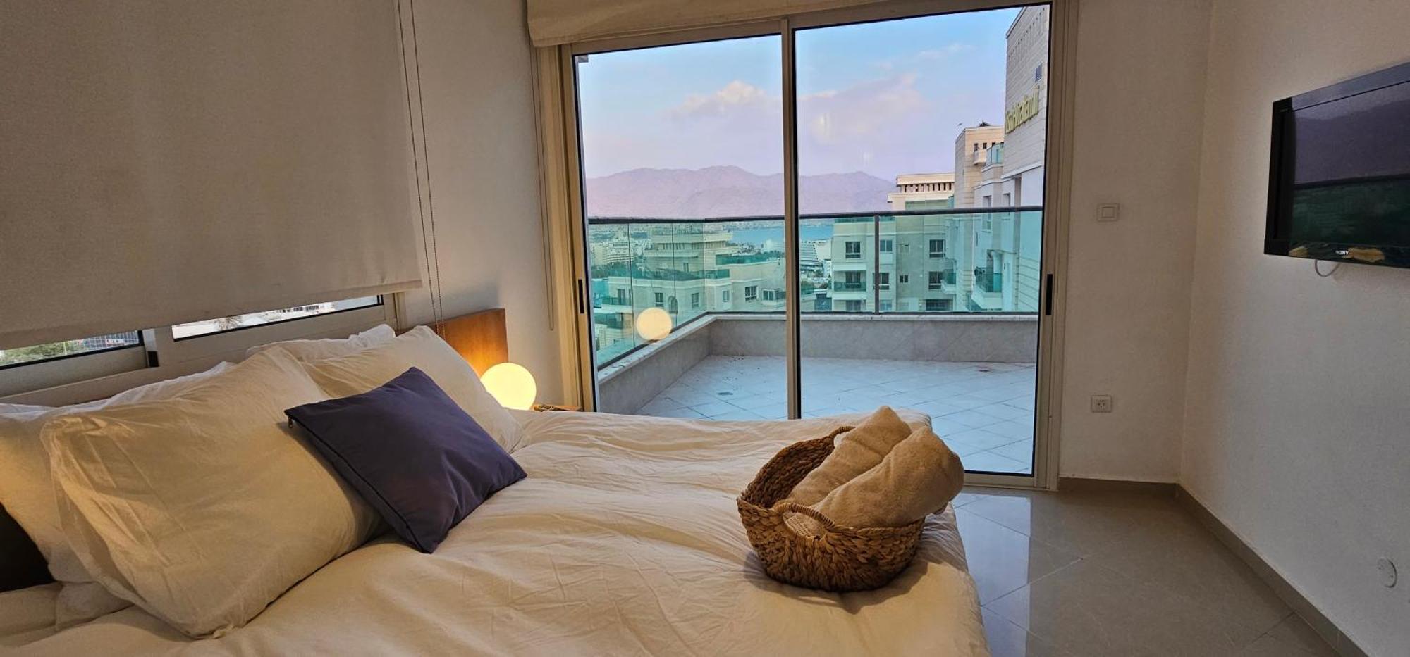 Exclusive Top Luxury Penthouse Near The Sea With Privat Roof-Pool Lägenhet Eilat Exteriör bild