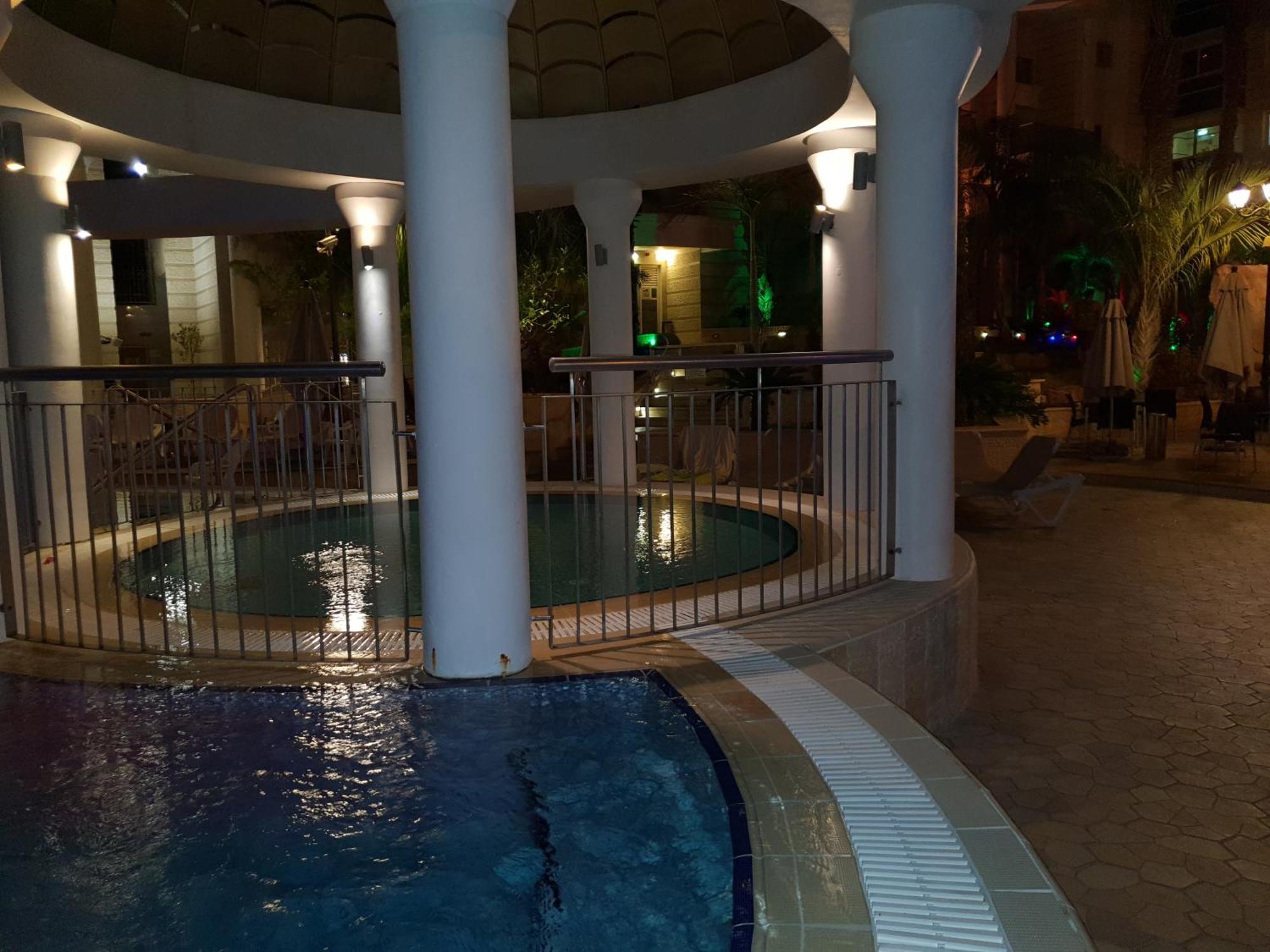 Exclusive Top Luxury Penthouse Near The Sea With Privat Roof-Pool Lägenhet Eilat Exteriör bild